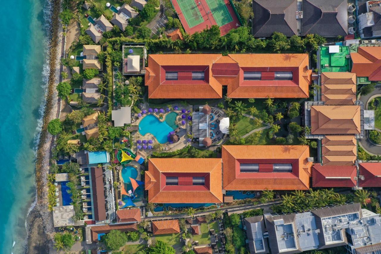 Bali Dynasty Resort Кута Экстерьер фото Aerial view of the resort