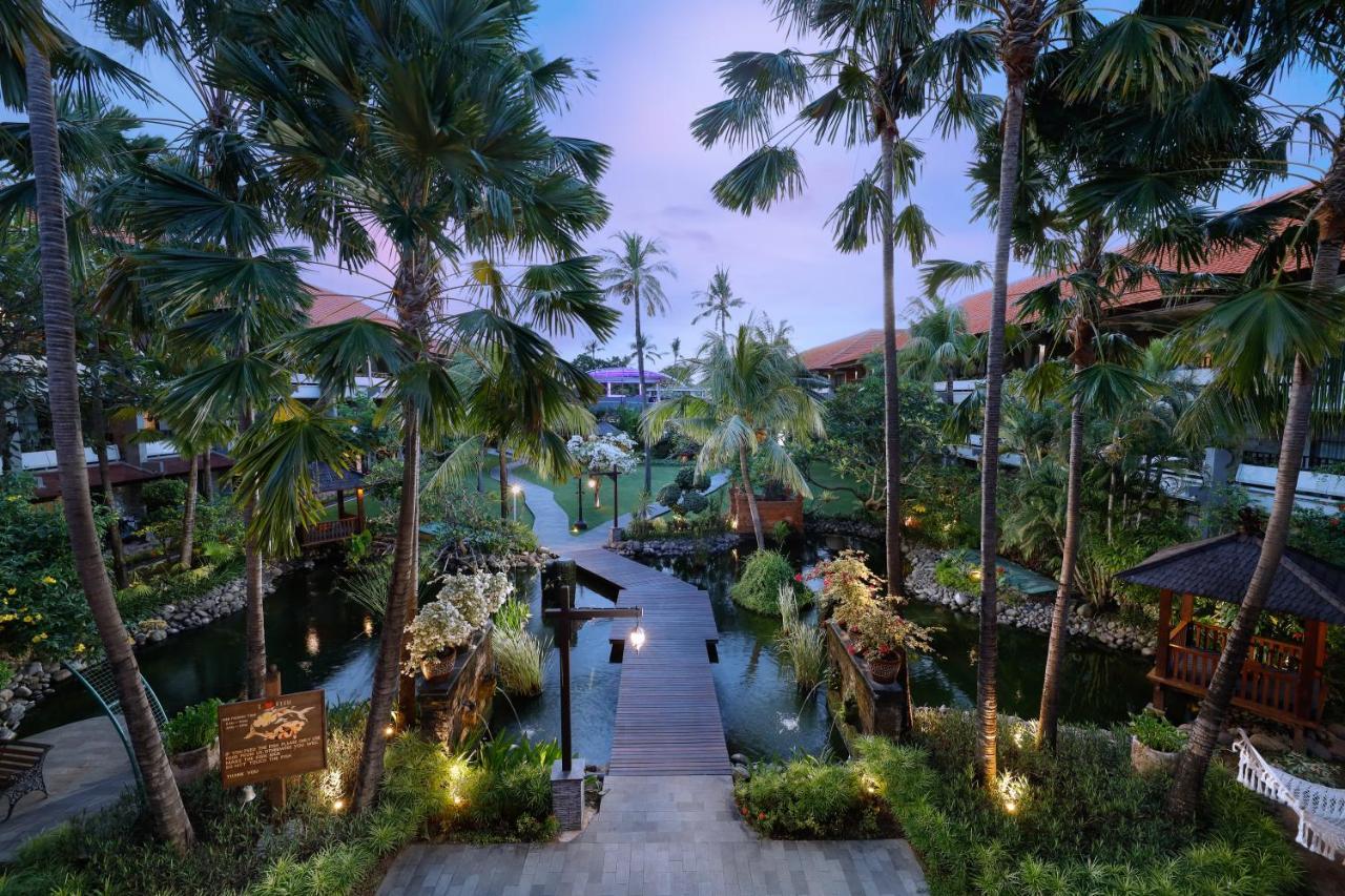 Bali Dynasty Resort Кута Экстерьер фото The Village